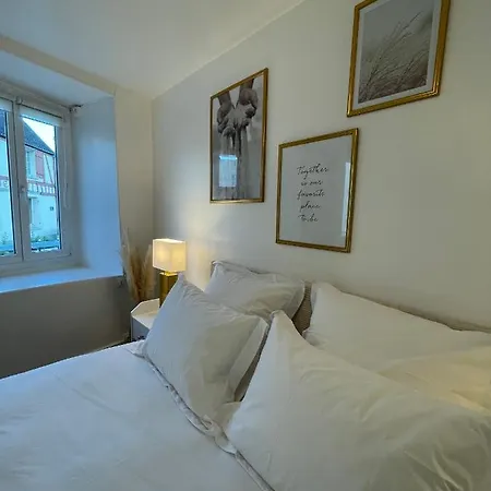 Appartement Dampierre En Yvelines Exterior photo